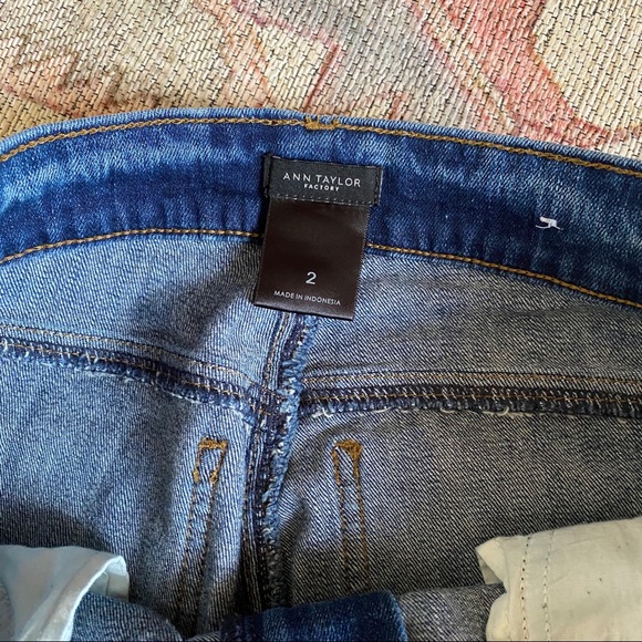 Ann Taylor Straight Jeans - Picture 7 of 7
